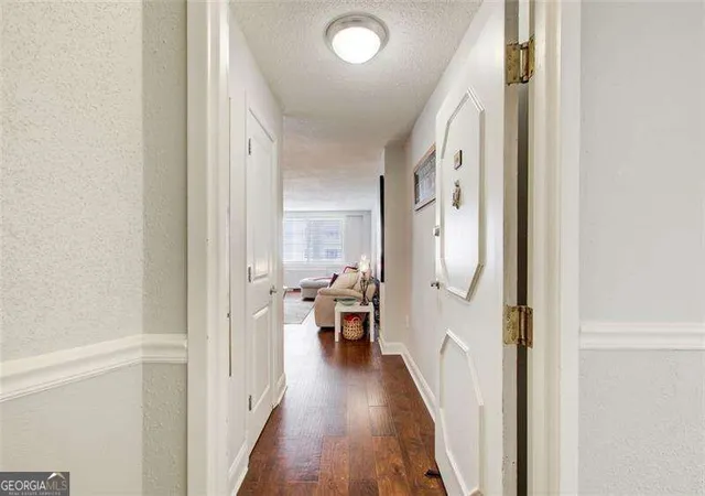 Photo 2 of Condo for sale at 2479 Peachtree Rd NE #304, Atlanta, GA 30305 | MLS# 10839169 | Listing updated on 2026-09-03