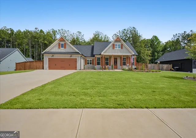 Photo 3 of Single family home for sale at 348 Barnwood Dr, Rockmart, GA 30153 | MLS# 10835626 | Listing updated on 2026-09-16