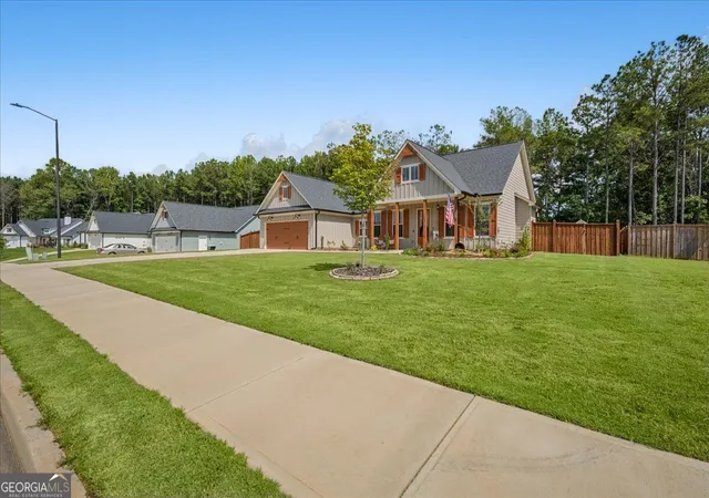 Photo 4 of Single family home for sale at 348 Barnwood Dr, Rockmart, GA 30153 | MLS# 10835626 | Listing updated on 2026-09-16