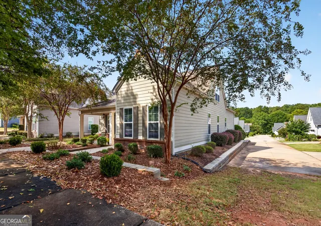 Photo 3 of Single family home for sale at 175 Colonial Ct, Fayetteville, GA 30214 | MLS# 10842957 | Listing updated on 2026-09-25
