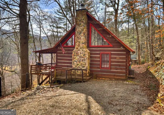Photo 3 of Single family home for sale at 373 Wib Kendall Rd, Blue Ridge, GA 30513 | MLS# 10709032 | Listing updated on 2026-09-10