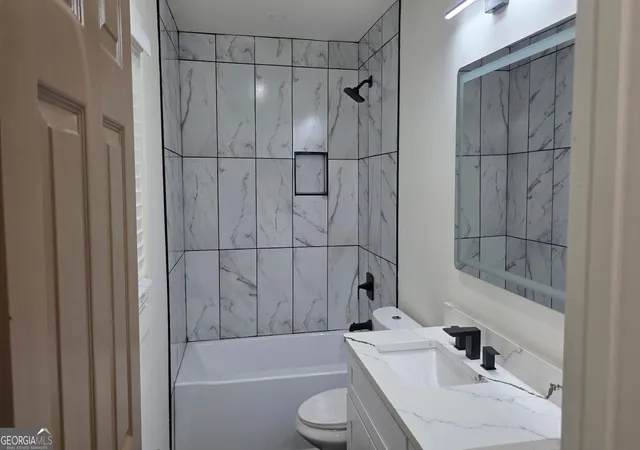 Photo 3 of Single family home for sale at 1471 Eason, Atlanta, GA 30314 | MLS# 10837340 | Listing updated on 2026-09-15