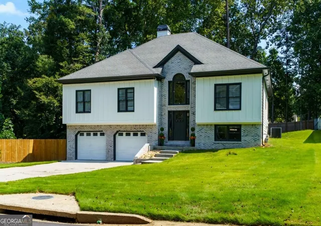 Photo 1 of Single family home for sale at 209 Tennis Ct Ln Nw, Kennesaw, GA 30144 | MLS# 10849372 | Listing updated on 2026-09-20