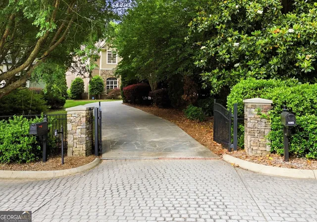 Photo 2 of Mansion for sale at 6295 Windward Pkwy, Alpharetta, GA 30005 | MLS# 10842189 | Listing updated on 2026-09-09