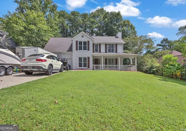Photo 2 of Single family home for sale at 3130 Hall Garden Rd, Snellville, GA 30039 | MLS# 10841889 | Listing updated on 2026-09-08