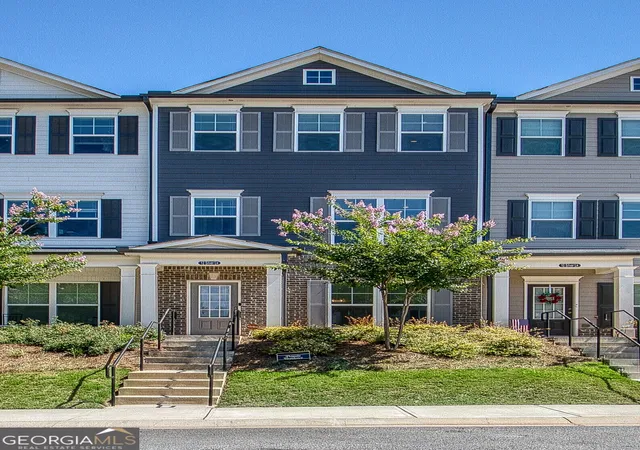 Photo 1 of Townhouse for sale at 12 Silver Ln, Newnan, GA 30265 | MLS# 10776195 | Listing updated on 2026-10-08