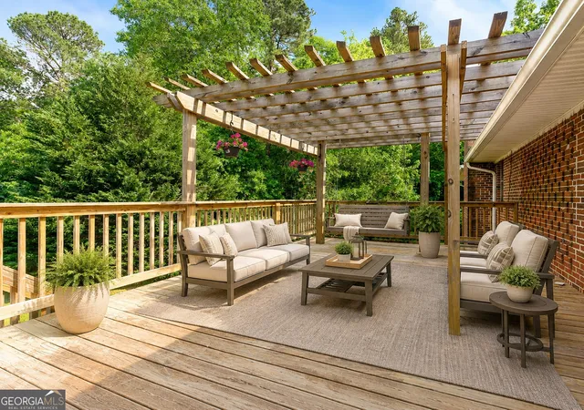 Photo 4 of Sale Pending at 476 Smoak Rd, Griffin, GA 30223 | MLS# 10818133 | Listing updated on 2026-10-08