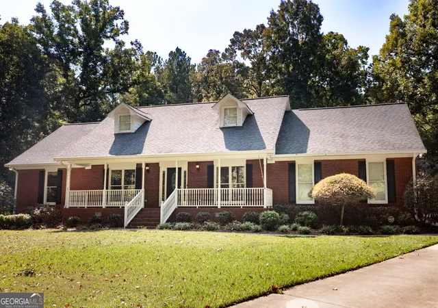 Photo 2 of Sale Pending at 130 Wild Azaela Trl, Hampton, GA 30228 | MLS# 10815538 | Listing updated on 2026-10-07