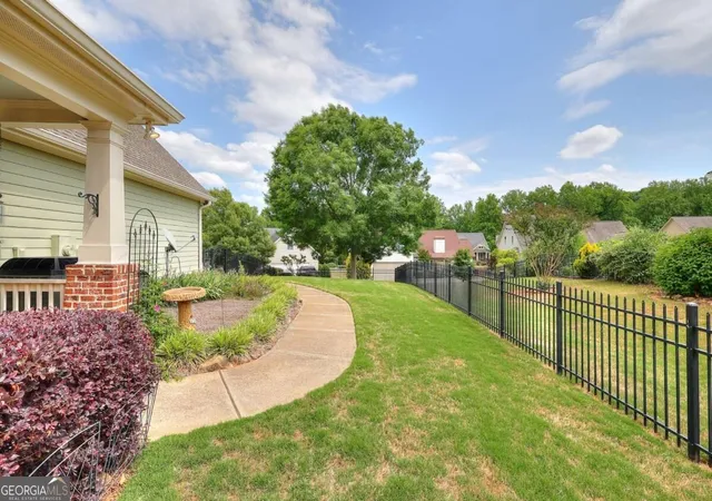 Photo 3 of Single family home for sale at 125 Hawthorn Way, Hoschton, GA 30548 | MLS# 10850293 | Listing updated on 2026-10-05