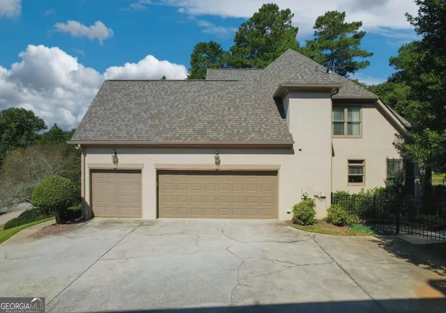 Photo 3 of Single family home for sale at 2600 Preston Ridge Ln, Dacula, GA 30019 | MLS# 10851652 | Listing updated on 2026-10-07