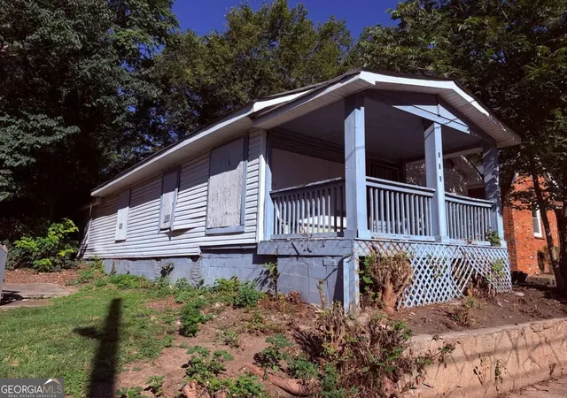 Photo 2 of Single family home for sale at 859 Coleman St Sw, Atlanta, GA 30310 | MLS# 10844471 | Listing updated on 2026-09-11