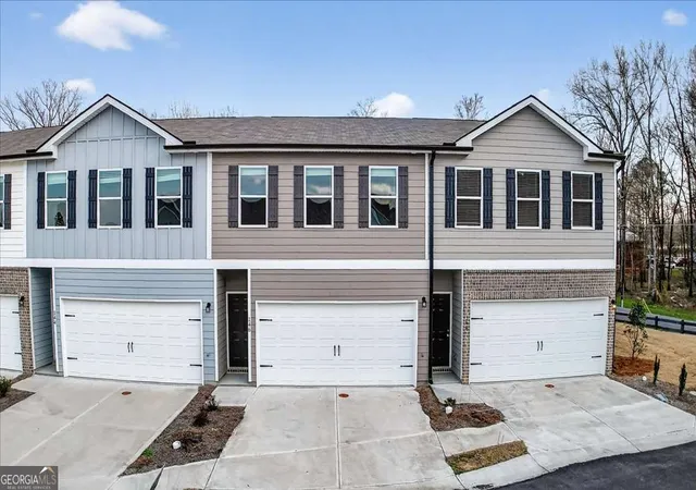 Photo 1 of Townhouse for sale at 146 Brexley Dr, Calhoun, GA 30701 | MLS# 10841558 | Listing updated on 2026-09-08