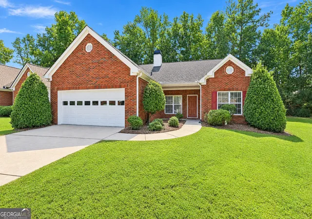 Photo 1 of Single family home for sale at 140 Kaylee Ct, Fayetteville, GA 30214 | MLS# 10852065 | Listing updated on 2026-09-24