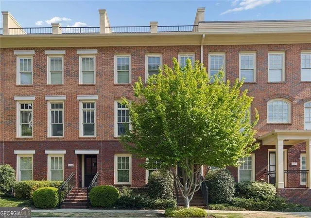 Photo 3 of Townhouse for sale at 1014 River Vista Dr, Atlanta, GA 30339 | MLS# 10852128 | Listing updated on 2026-10-09