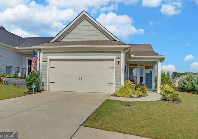 Photo 2 of Single family home for sale at 5724 Grapewood St, Hoschton, GA 30548 | MLS# 10851781 | Listing updated on 2026-10-07