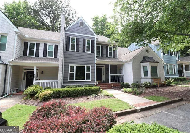 Photo 1 of Sale Pending at 404 Bridle Path, Marietta, GA 30068 | MLS# 10844745 | Listing updated on 2026-09-17