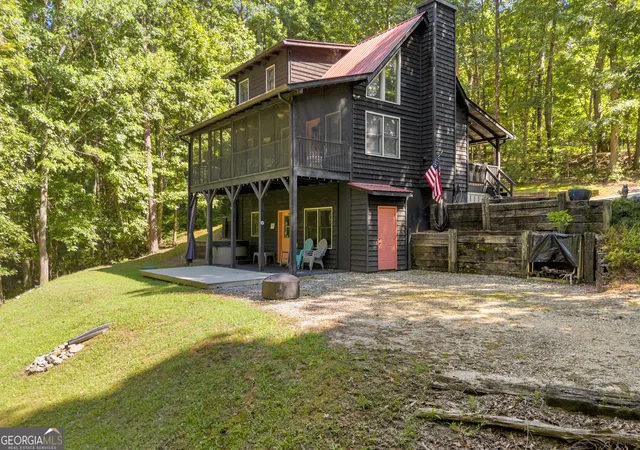 Photo 2 of Single family home for sale at 445 Skyview Cir, Clarkesville, GA 30523 | MLS# 10838885 | Listing updated on 2026-09-17