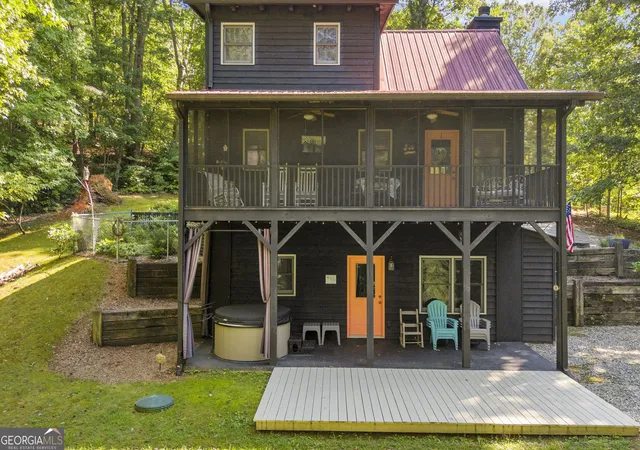 Photo 3 of Single family home for sale at 445 Skyview Cir, Clarkesville, GA 30523 | MLS# 10838885 | Listing updated on 2026-09-17