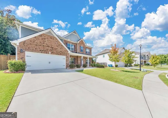 Photo 2 of Single family home for sale at 3531 Meadow Grass Dr, Dacula, GA 30019 | MLS# 10845650 | Listing updated on 2026-10-12
