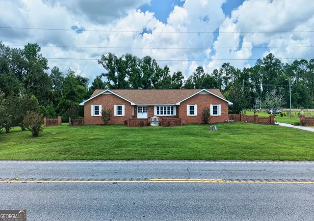Photo 3 of Sale Pending at 5281 Us Hwy 221, Soperton, GA 30457 | MLS# 10827499 | Listing updated on 2026-09-28