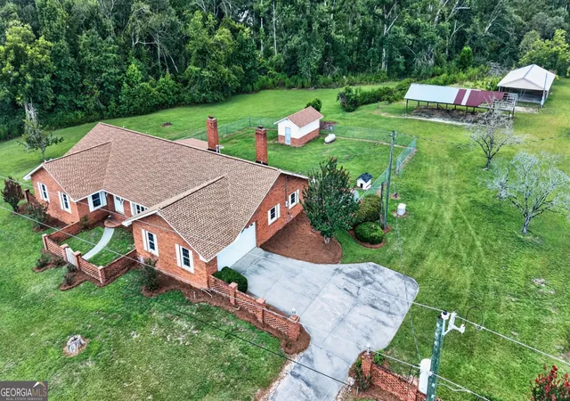 Photo 3 of Sale Pending at 5281 Us Hwy 221, Soperton, GA 30457 | MLS# 10827499 | Listing updated on 2026-09-28