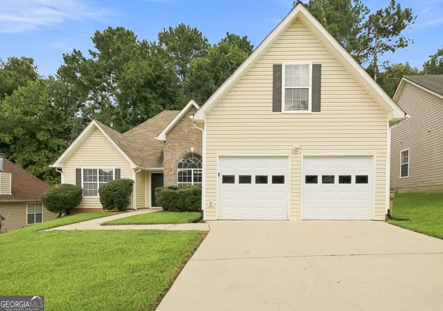 Single family home for sale at 6258 Lakeview Ct, Rex, GA 30273 | MLS# 10838755