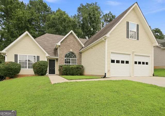 Photo 2 of Single family home for sale at 6258 Lakeview Ct, Rex, GA 30273 | MLS# 10838755 | Listing updated on 2026-09-21