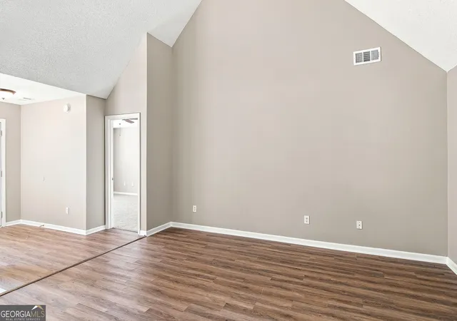 Photo 3 of Single family home for sale at 6258 Lakeview Ct, Rex, GA 30273 | MLS# 10838755 | Listing updated on 2026-09-21