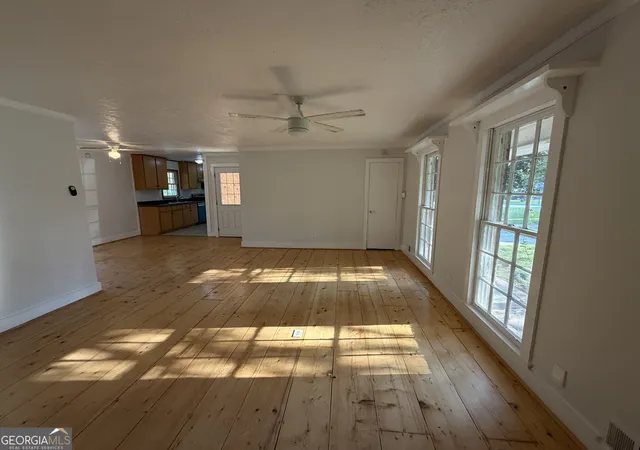 Photo 3 of Single family home for sale at 3941 Lauada Dr, Douglasville, GA 30135 | MLS# 10821210 | Listing updated on 2026-10-07