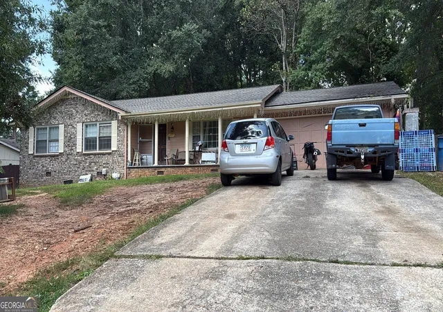 Photo 1 of Single family home for sale at 6495 Revena Dr, Morrow, GA 30260 | MLS# 10845988 | Listing updated on 2026-09-28