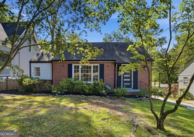 Photo 2 of Single family home for sale at 978 Winburn Dr, East Point, GA 30344 | MLS# 10843128 | Listing updated on 2026-09-10
