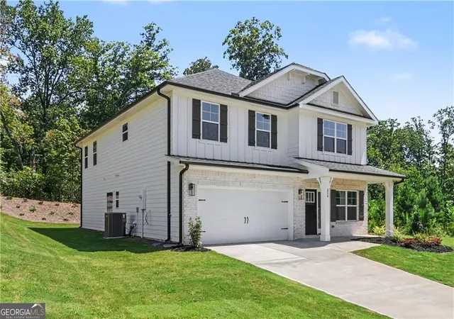 Photo 2 of Single family home for sale at 214 Thunder Vly, Dawsonville, GA 30534 | MLS# 10760020 | Listing updated on 2026-09-13