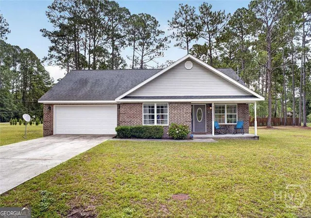 Photo 1 of Single family home for sale at 30 Vandiver St, Pembroke, GA 31321 | MLS# 10849638 | Listing updated on 2026-10-03