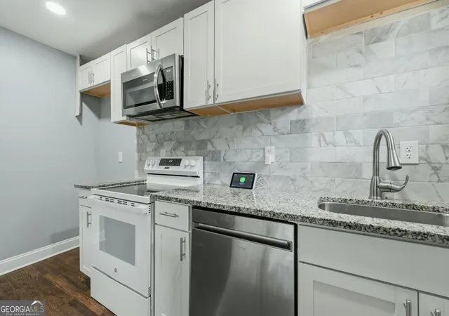 Photo 2 of Single family home for sale at 1001 Moreland Dr, Atlanta, GA 30067 | MLS# 10852854 | Listing updated on 2026-09-25