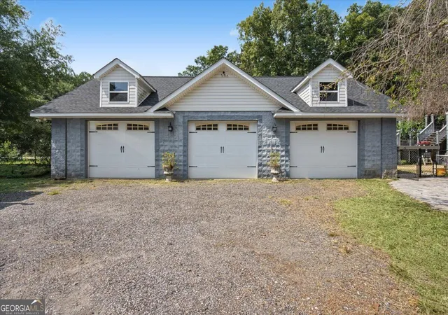 Photo 3 of Single family home for sale at 42 Lumpkin Rd, Cedartown, GA 30125 | MLS# 10852286 | Listing updated on 2026-10-08