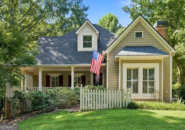 Photo 1 of Single family home for sale at 1042 Bailey Rd, Woodstock, GA 30188 | MLS# 10806236 | Listing updated on 2026-09-04