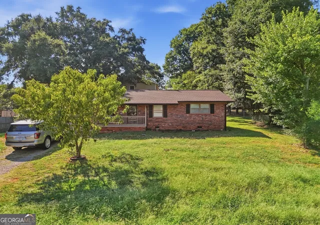 Photo 2 of Single family home for sale at 245 Torino Dr, Chatsworth, GA 30705 | MLS# 10820063 | Listing updated on 2026-09-21