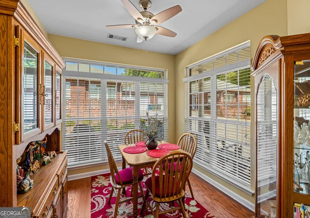 Listing Photo 4 - Condo for sale in building located at 4232 Pondview Wy, Oakwood, GA 30566