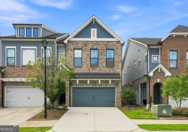 Photo 1 of Townhouse for sale at 260 Walker Ave, Roswell, GA 30076 | MLS# 10839584 | Listing updated on 2026-09-17
