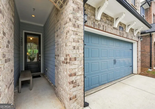 Photo 2 of Townhouse for sale at 260 Walker Ave, Roswell, GA 30076 | MLS# 10839584 | Listing updated on 2026-09-17