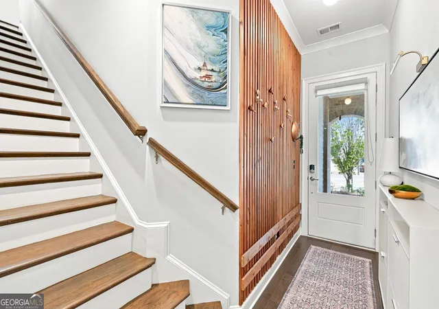 Photo 3 of Townhouse for sale at 260 Walker Ave, Roswell, GA 30076 | MLS# 10839584 | Listing updated on 2026-09-17