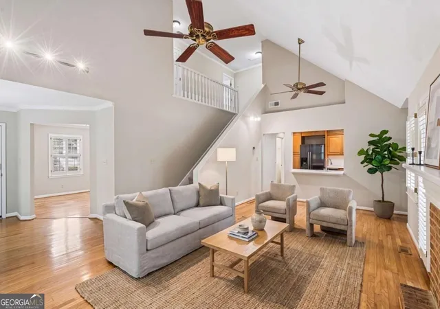 Photo 2 of Single family home for sale at 880 Brg Pointe Ct, Alpharetta, GA 30005 | MLS# 10852810 | Listing updated on 2026-09-25