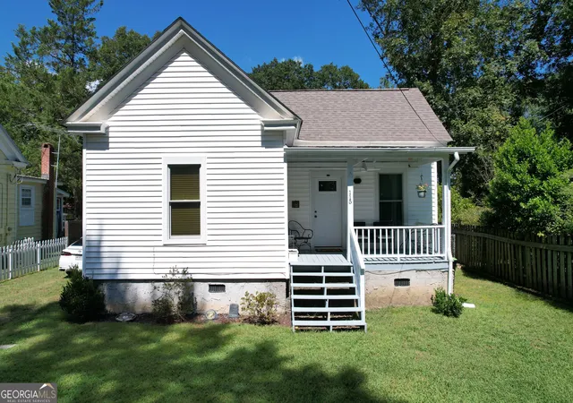 Photo 1 of Sale Pending at 115 Lamar St, Barnesville, GA 30204 | MLS# 10846694 | Listing updated on 2026-09-30