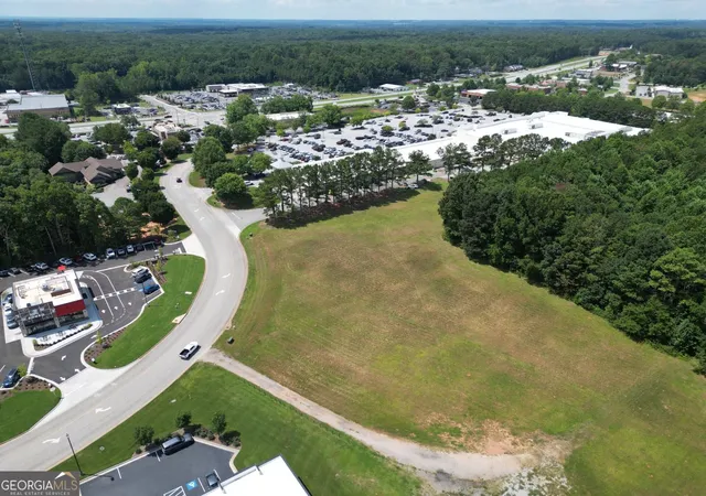 Land for sale at 160 Glenda Tr, Newnan, GA 30265 | MLS# 10853622