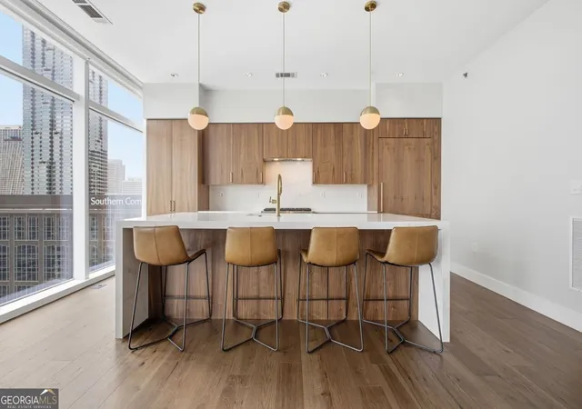 Photo 3 of Condo for sale at 45 Ivan Allen Jr Blvd Nw #1901, Atlanta, GA 30308 | MLS# 10852015 | Listing updated on 2026-10-08