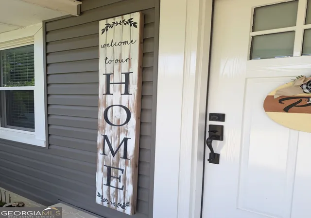 Photo 3 of Single family home for sale at 1905 41st Street, Valley, AL 36854 | MLS# 10853301 | Listing updated on 2026-09-25
