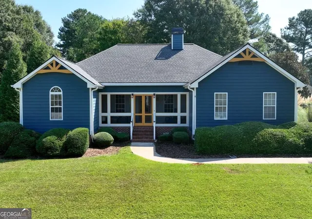 Single family home for sale at 381 Timberidge Ct, Athens, GA 30605 | MLS# 10852294