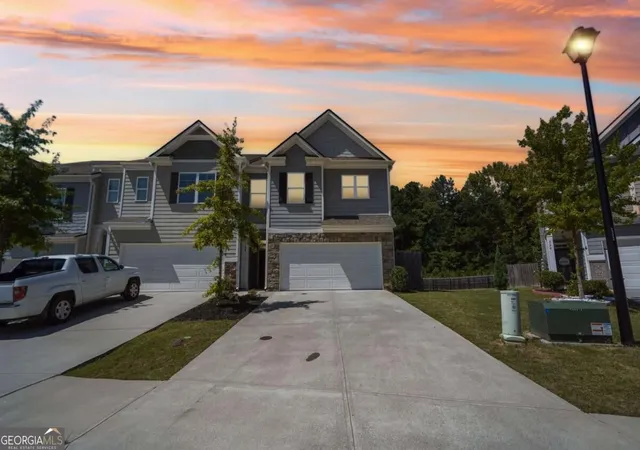 Photo 3 of Townhouse for sale at 5184 Barberry Ave, Oakwood, GA 30566 | MLS# 10844654 | Listing updated on 2026-09-25