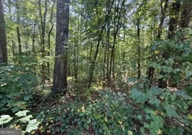 Photo 2 of Sale Pending at 40 Crescent Dr, Toccoa, GA 30577 | MLS# 10838744 | Listing updated on 2026-09-13