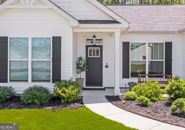 Photo 1 of Single family home for sale at 233 Timberlake Dr, Guyton, GA 31312 | MLS# 10841583 | Listing updated on 2026-09-22